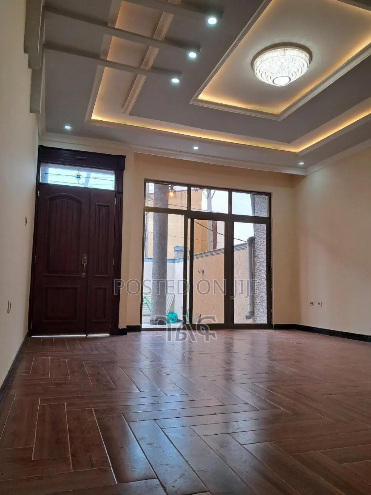 3bdrm Villa in የግል አሪፍ ተደርጎ የተሰራ ቪላ, Bole for sale