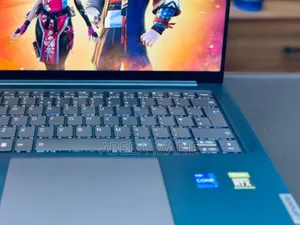 New Laptop Lenovo Yoga 7i 16GB Intel Core I7 SSD 1T