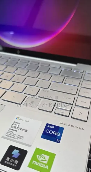 New Laptop HP Envy 13 16GB Intel Core I7 SSD 1T