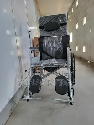 Recliningيwheelchair酮٨lightweight Manoeuvrable\\Wheelchair