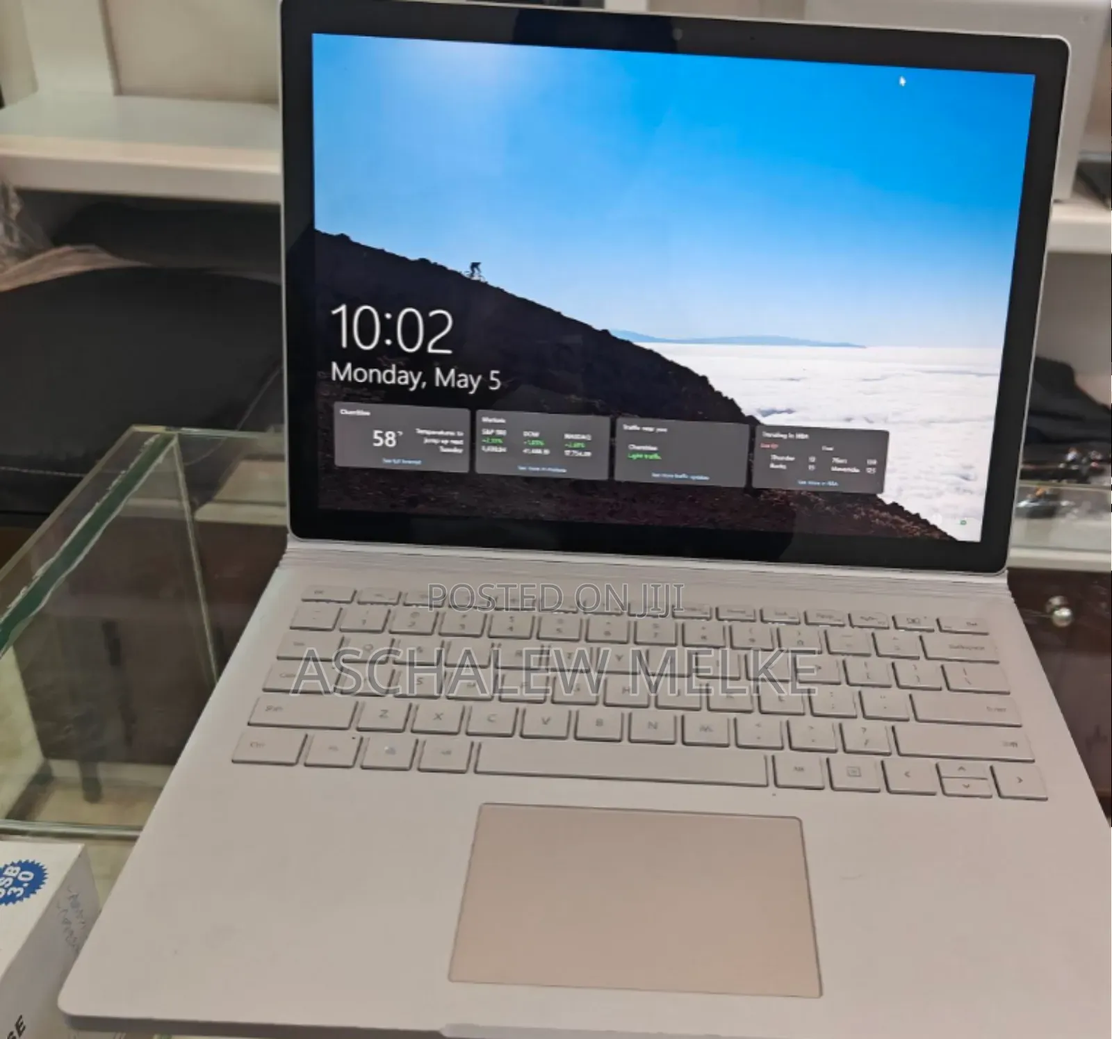 New Laptop Microsoft Surface Book 3 16GB Intel Core I7 SSD 256GB