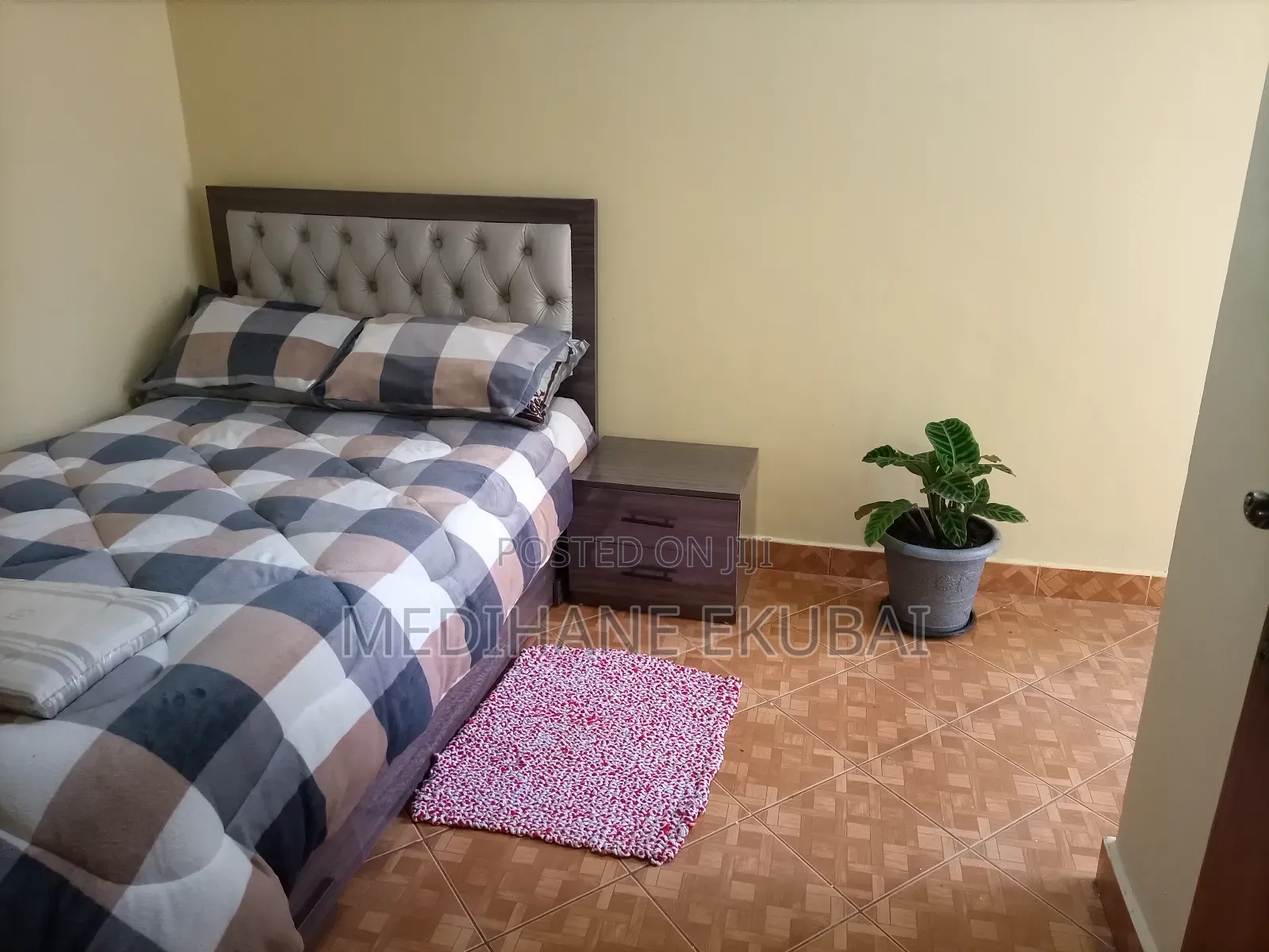 ለንግድ/ለመኖሪያ ከነ እቃው/ያለ እቃውም የሚከራይ G+2
ሰሚት ሳፋሪ - ዮናስ ጨርጨር ጀርባ