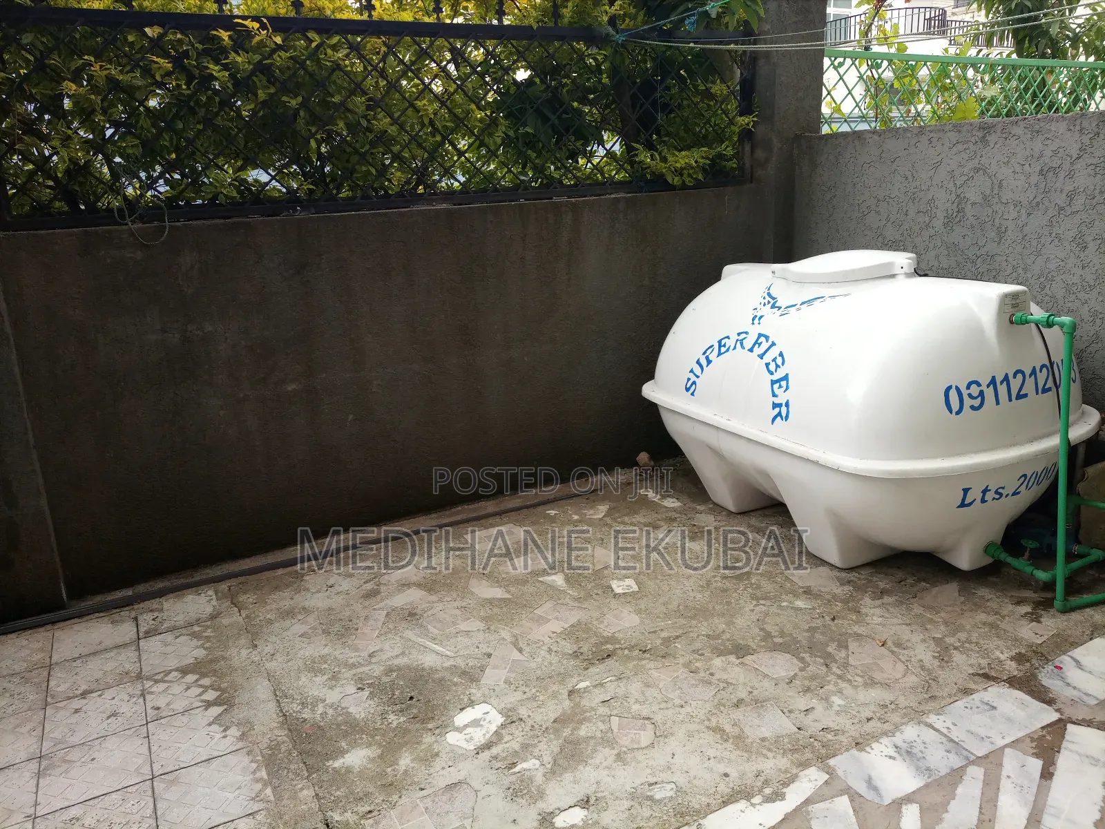 ለንግድ/ለመኖሪያ ከነ እቃው/ያለ እቃውም የሚከራይ G+2
ሰሚት ሳፋሪ - ዮናስ ጨርጨር ጀርባ