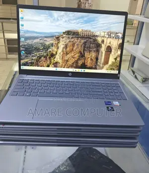 New Laptop HP Stream Notebook 16GB Intel Core I7 SSD 512GB