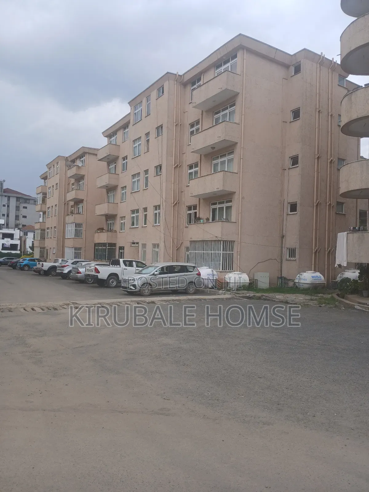 3bdrm Apartment in Camc Sunshine, Bole for rent