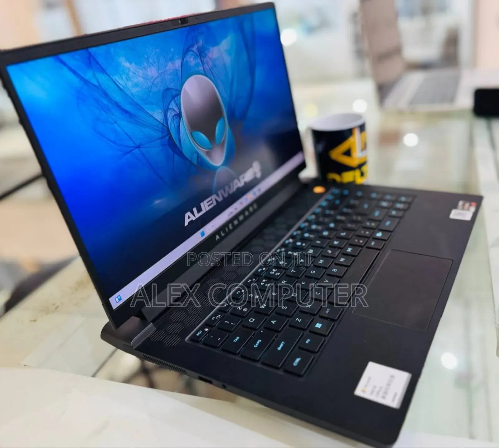 New Laptop Alienware M15 R3 16GB AMD Ryzen 7 SSD 512GB