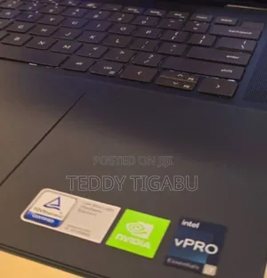 Photo - New Laptop Dell Inspiron 15 16GB Intel Core I7 SSD 1T