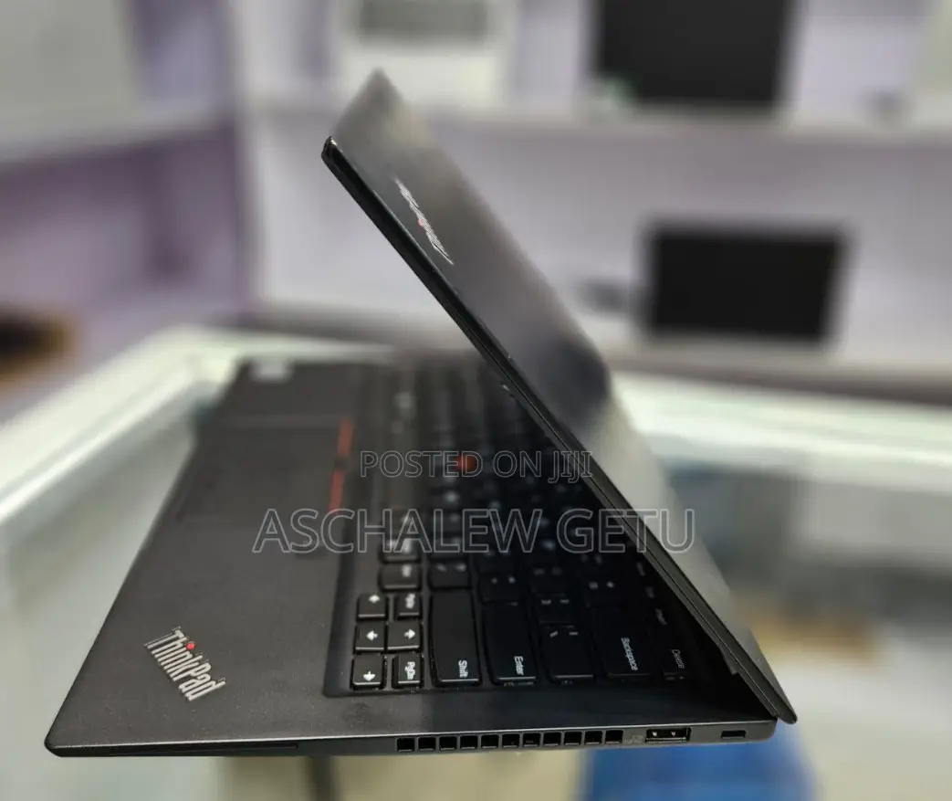 New Laptop Lenovo ThinkPad T14 32GB Intel Core I7 SSD 512GB