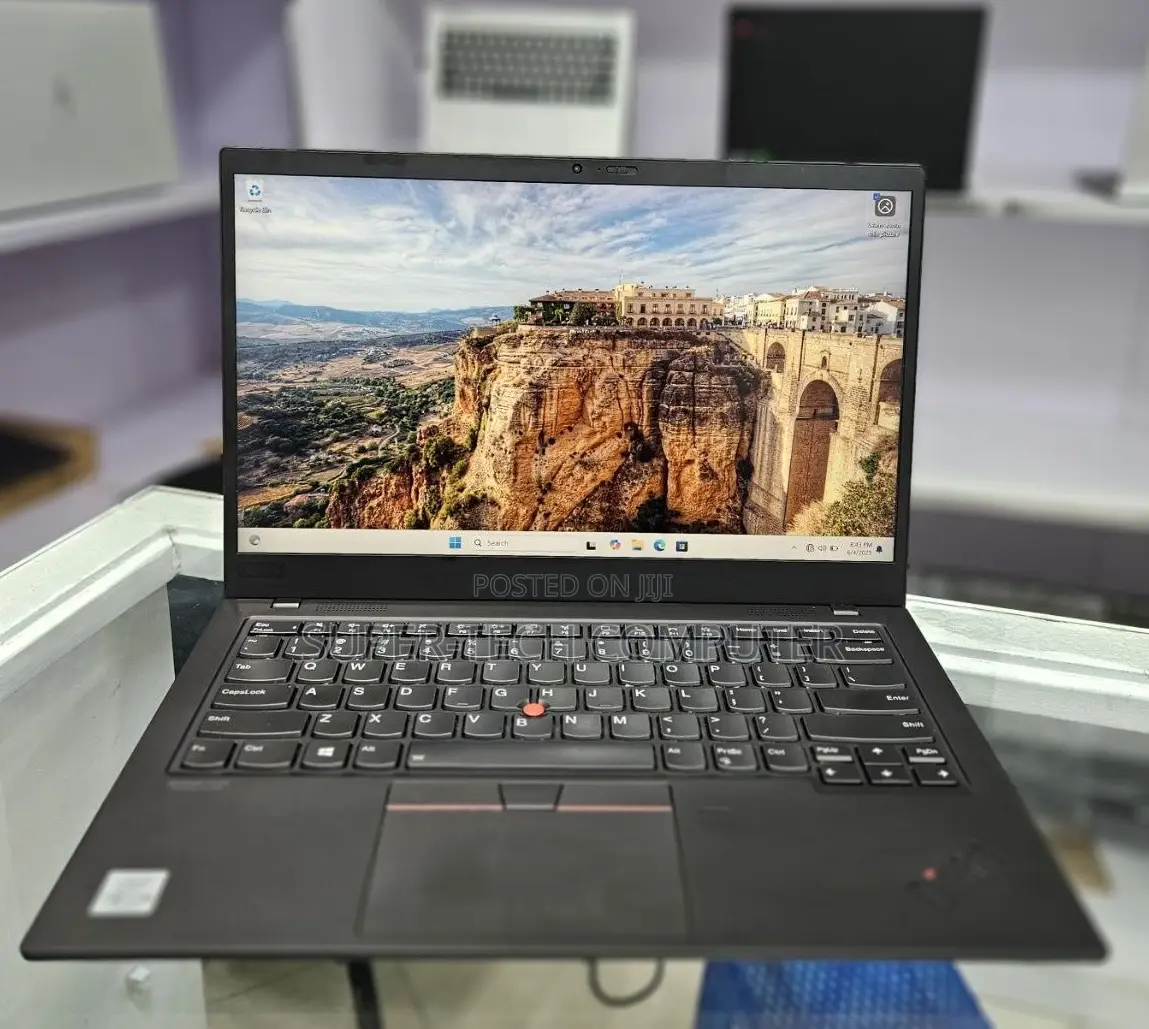 New Laptop Lenovo ThinkPad X1 Carbon 16GB Intel Core I7 SSD 512GB