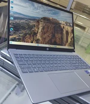 New Laptop HP Stream Notebook 16GB Intel Core I7 SSD 1T