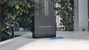 Photo - Huawei Watch Ultimate