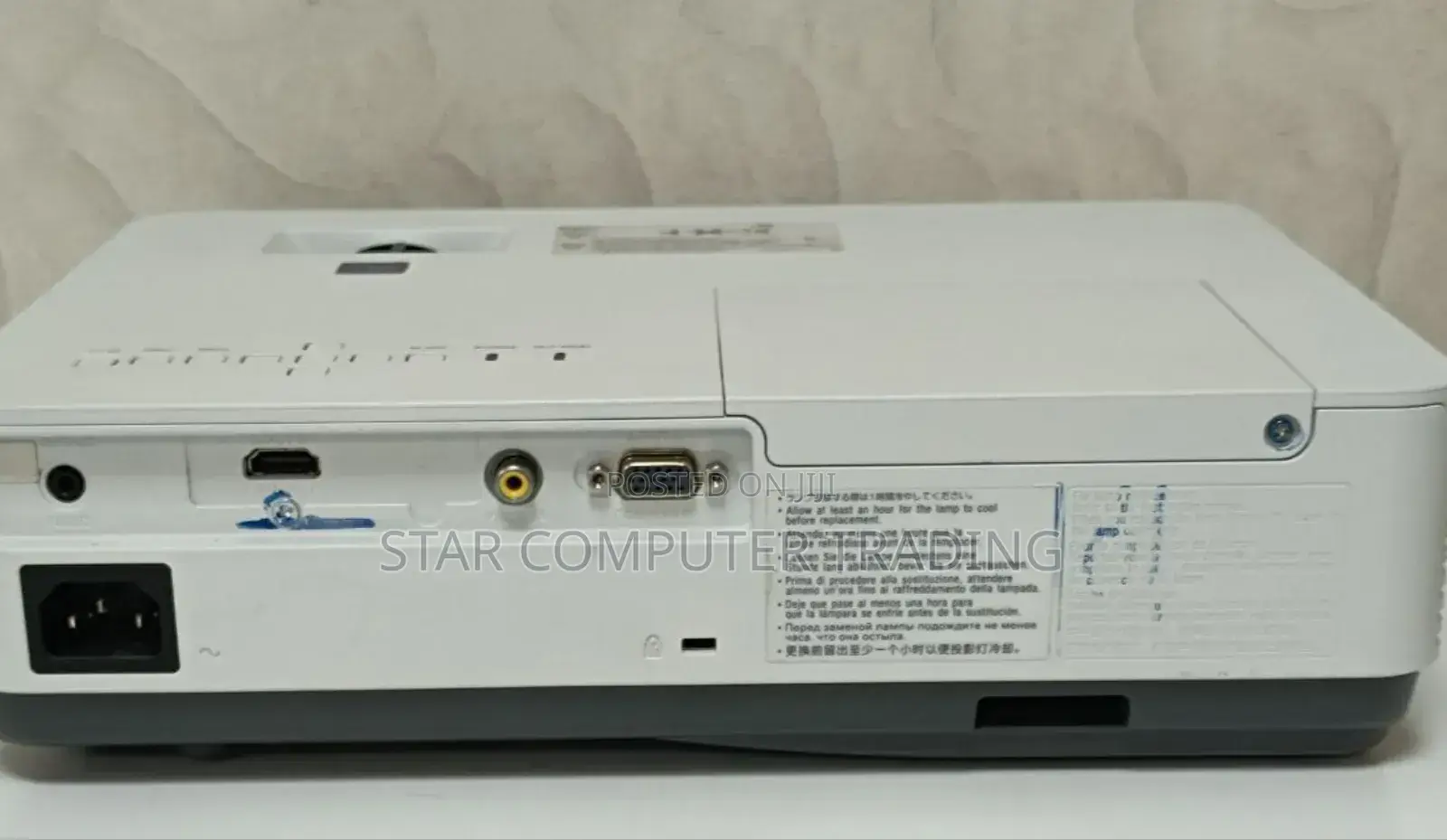 Sony VPL-Dx221 Projector