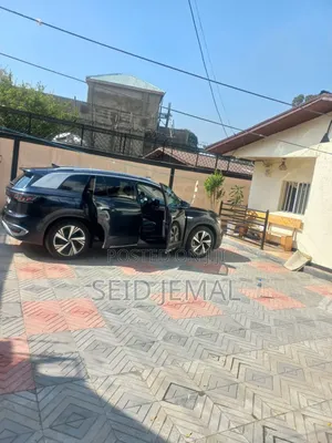 Volkswagen ID.6 2024 Blue