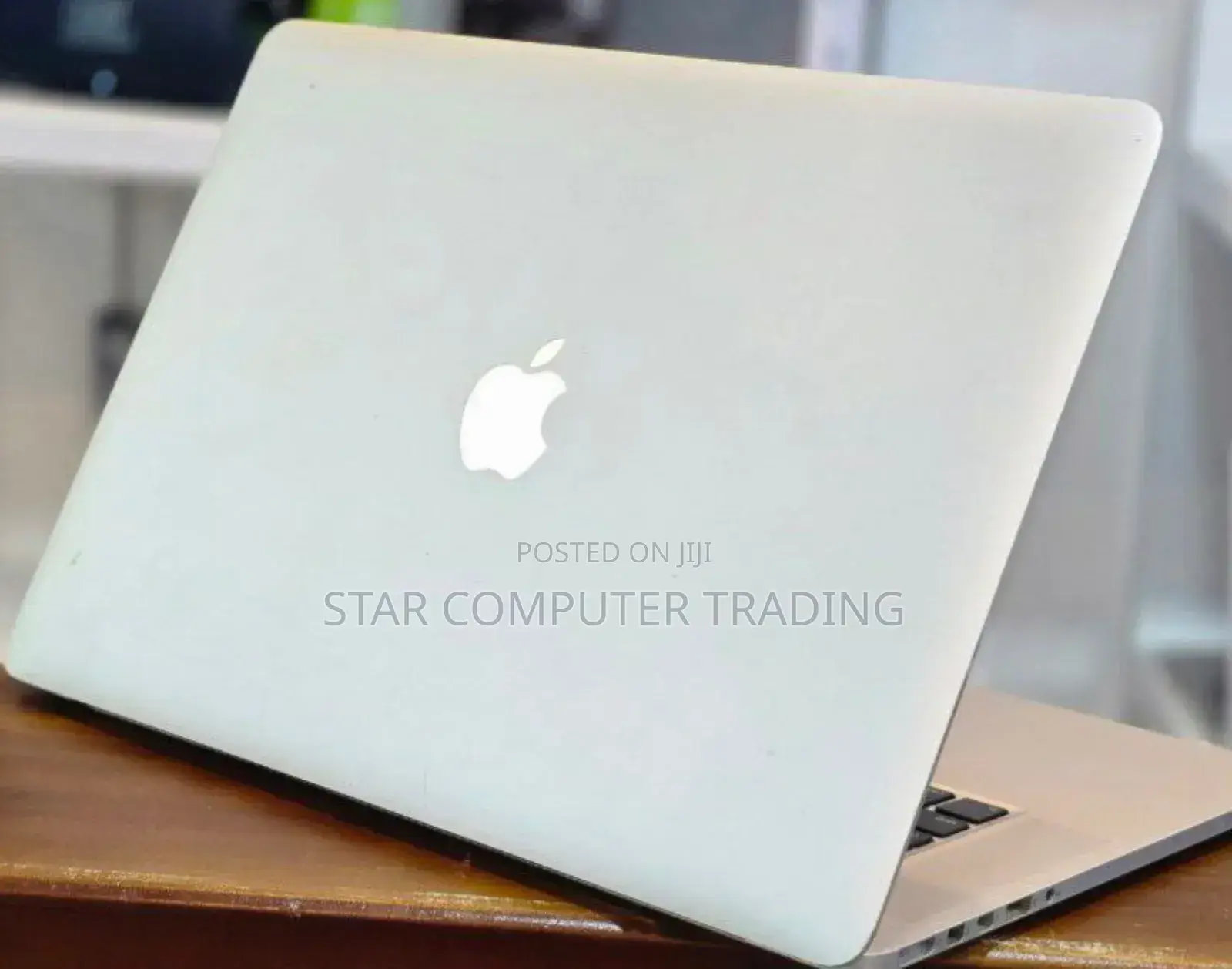 New Laptop Apple MacBook Pro 2015 16GB Intel Core I7 SSD 256GB