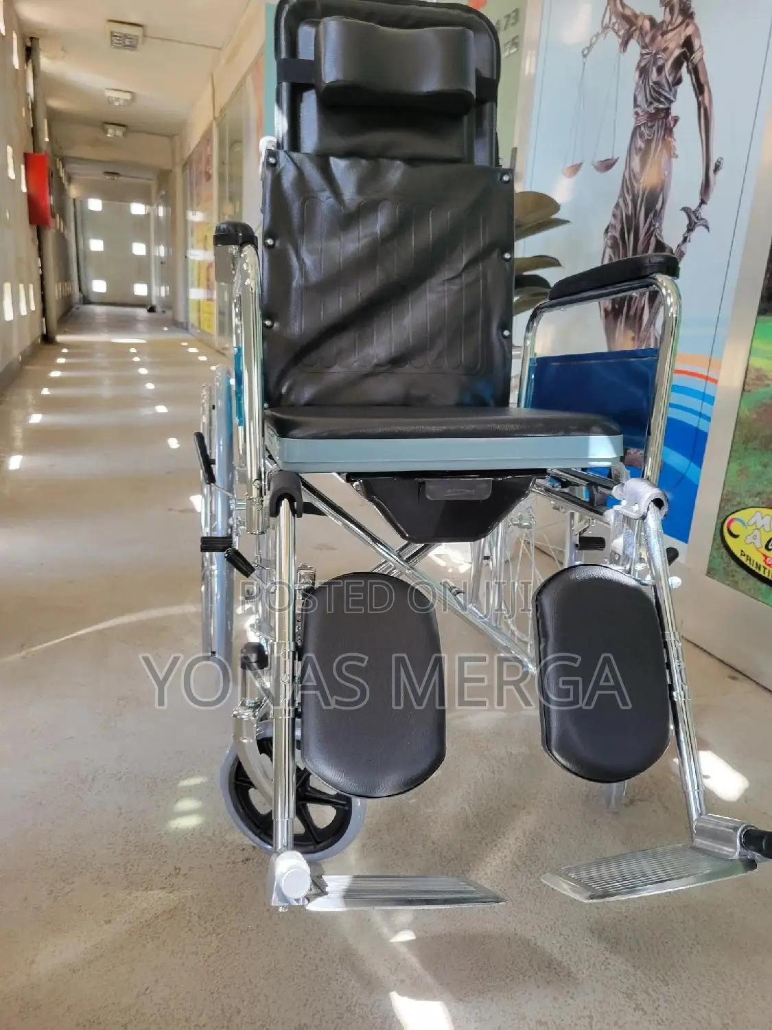 Toilet Wheelchair梯ئfunctional for Body Positioningح፩wilcher