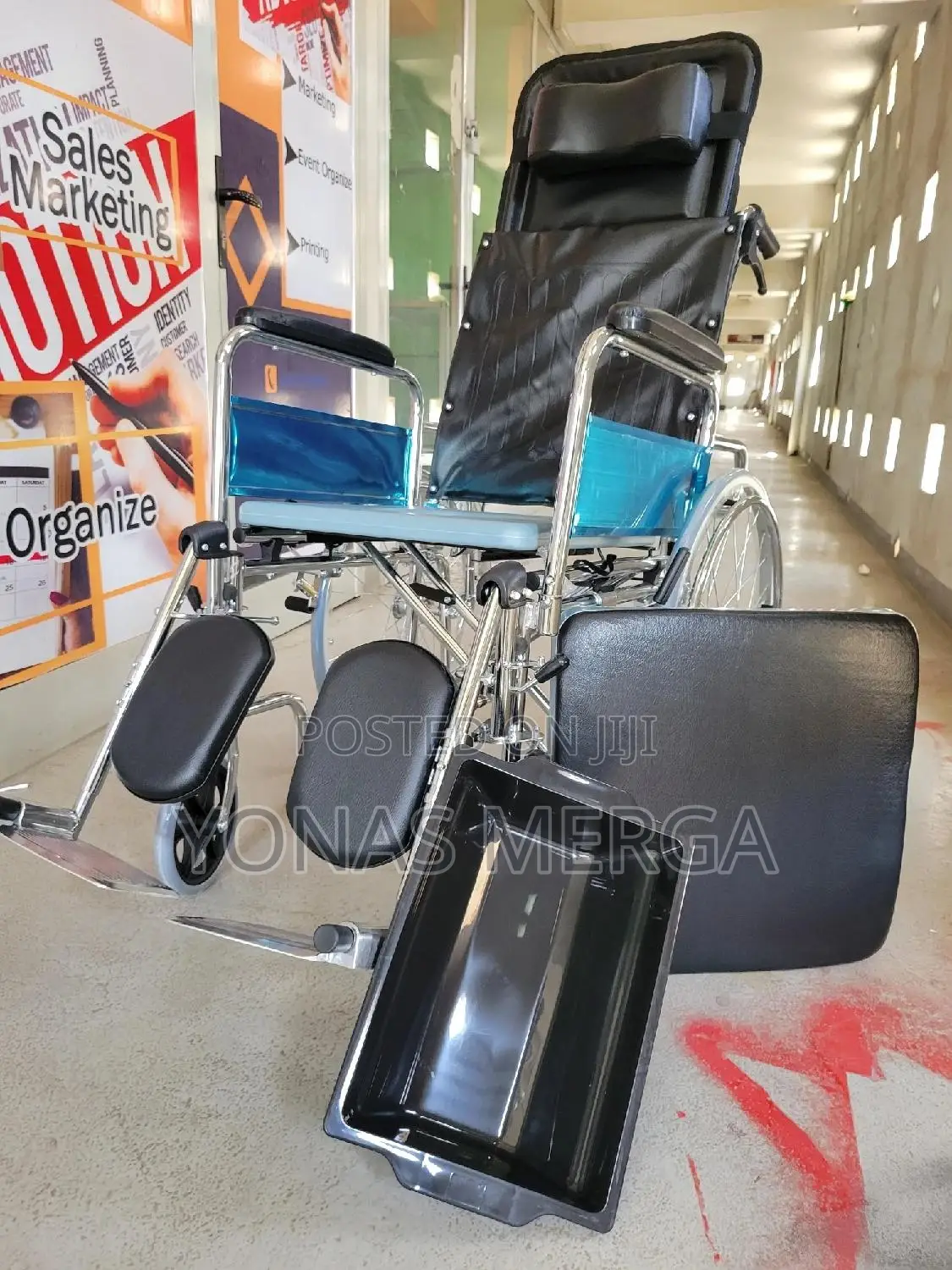 Wheelchair/Wheelchair Use!
User-Friendly 180° Full Reclining