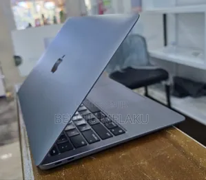 New Laptop Apple MacBook Air 2020 M1 8GB Apple M1 SSD 256GB