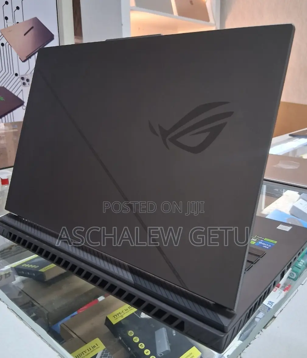 New Laptop Asus ROG Strix G15 32GB Intel Core I7 SSD 1T