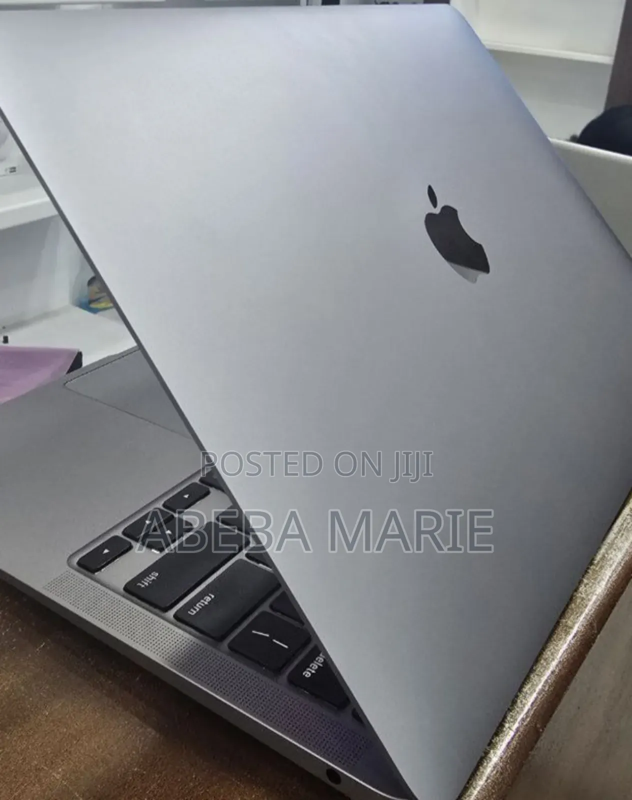 New Laptop Apple MacBook Air 2020 M1 8GB Apple M1 SSD 256GB