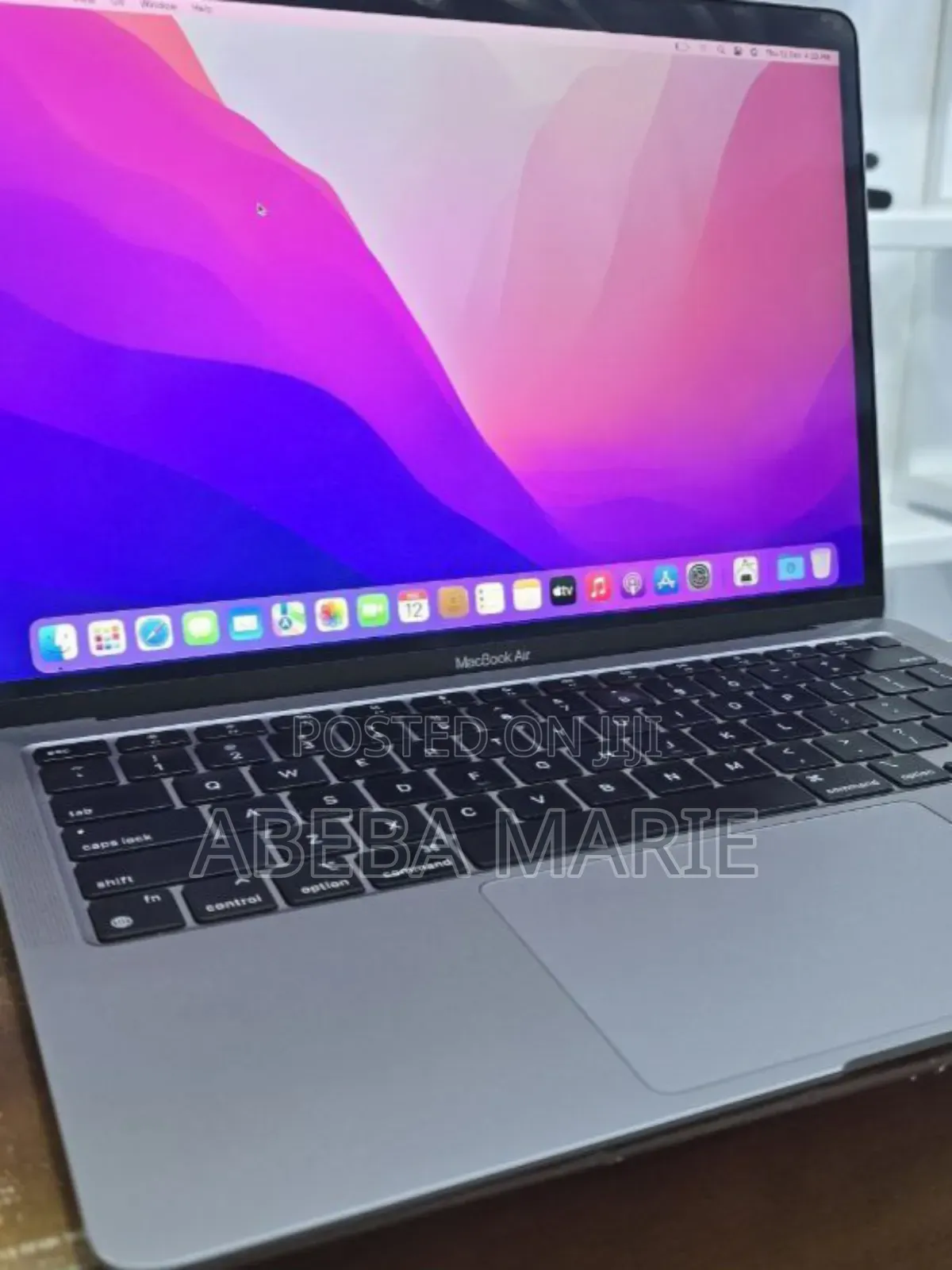 New Laptop Apple MacBook Air 2020 M1 8GB Apple M1 SSD 256GB