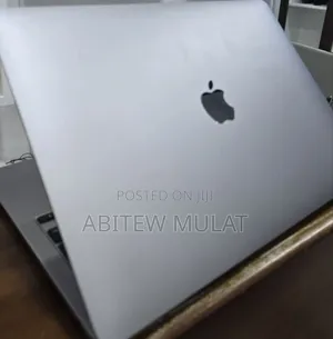 New Laptop Apple MacBook Air 2020 M1 8GB Apple M1 SSD 256GB