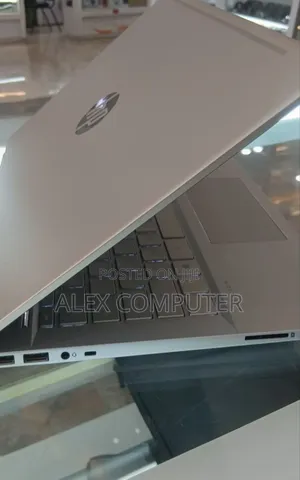 New Laptop HP Pavilion 14 16GB Intel Core I7 SSD 512GB