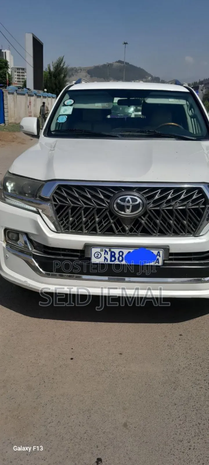 Toyota Land Cruiser 2009 White