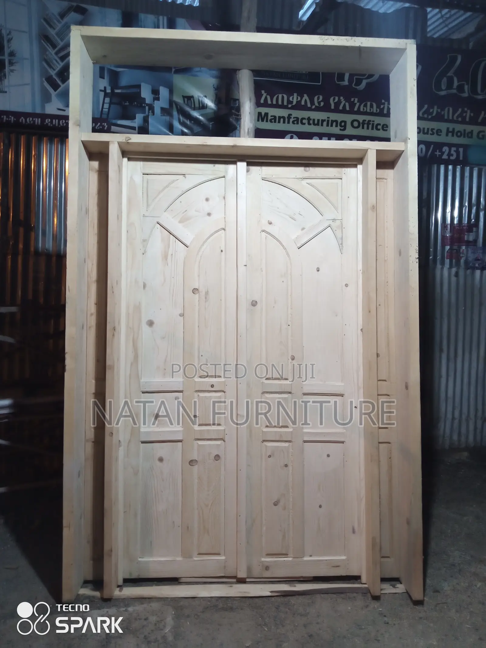 Wooden Door ሙሉ በሙሉ በአውስትሪያላ እንጨት የተሰራ French Door