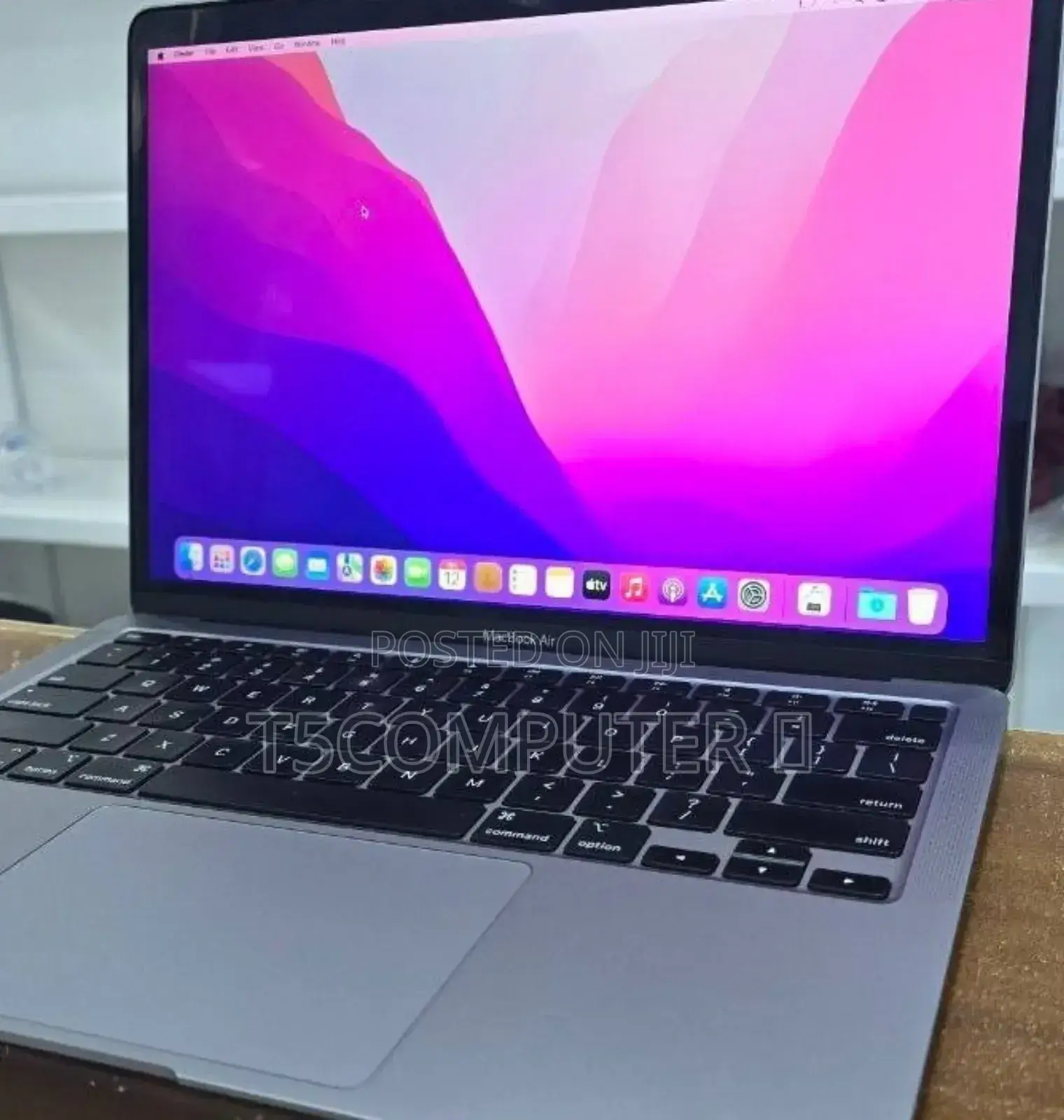 New Laptop Apple MacBook Air 2020 M1 8GB Apple M1 SSD 256GB