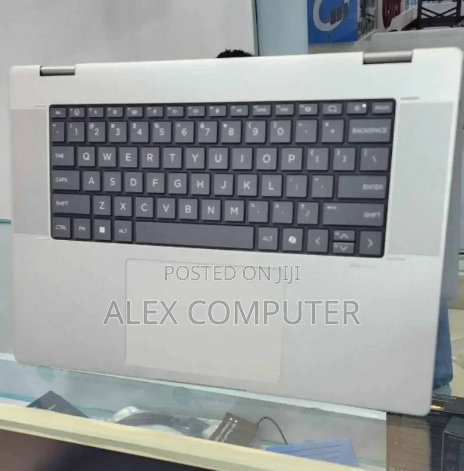 New Laptop HP Envy X360 16GB SSD 1T