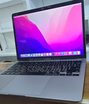 Photo - New Laptop Apple MacBook 8GB Apple M1 SSD 256GB