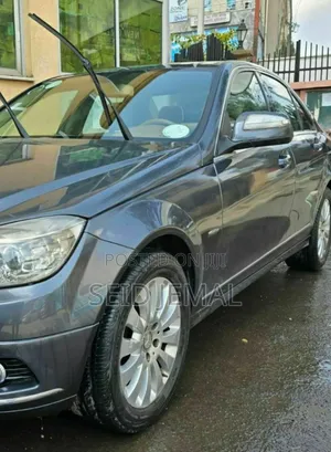 Mercedes-Benz C200 2007 Gray