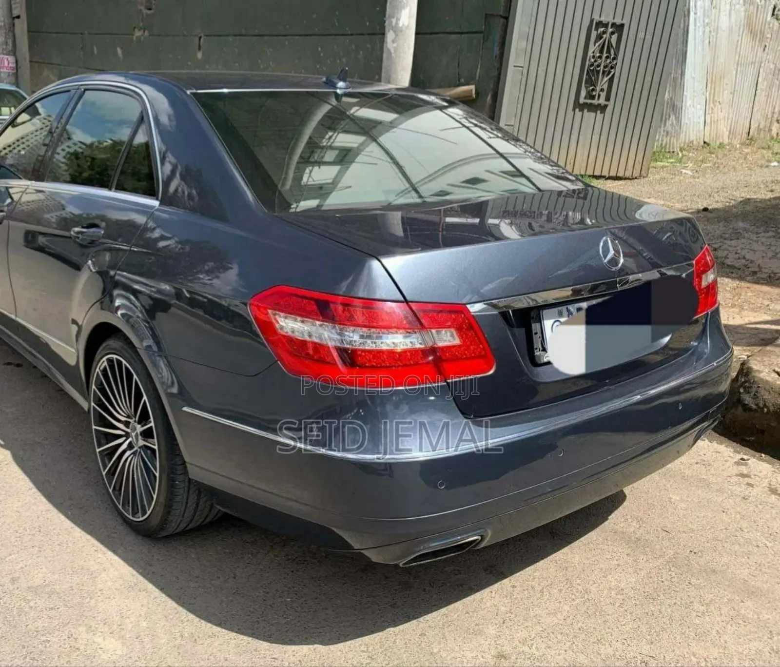 Mercedes-Benz C200 2013 Gray