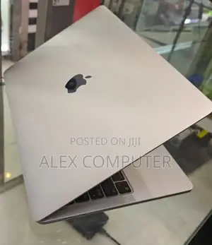 New Laptop Apple MacBook Pro 2021 M1 16GB Apple M1 Pro SSD 512GB