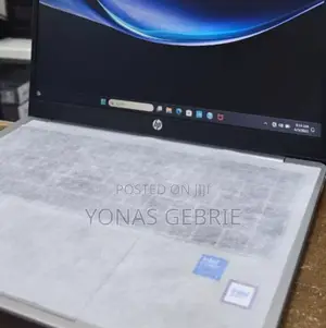 New Laptop HP 14-Dq1025cl 12GB Intel Core I3 SSD 512GB