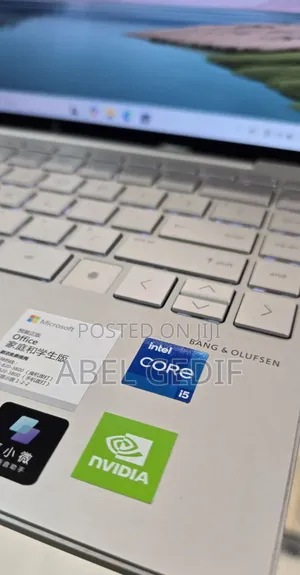 New Laptop HP Envy 13t 16GB Intel Core I5 SSD 512GB