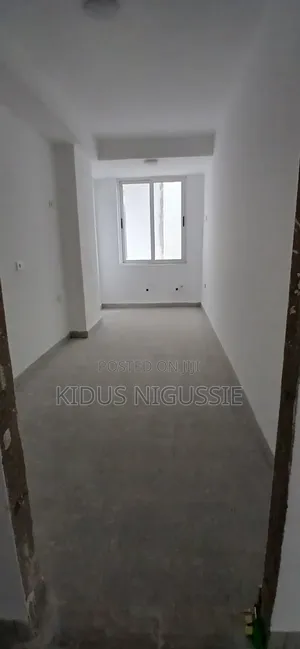 4bdrm Apartment in Bole for sale