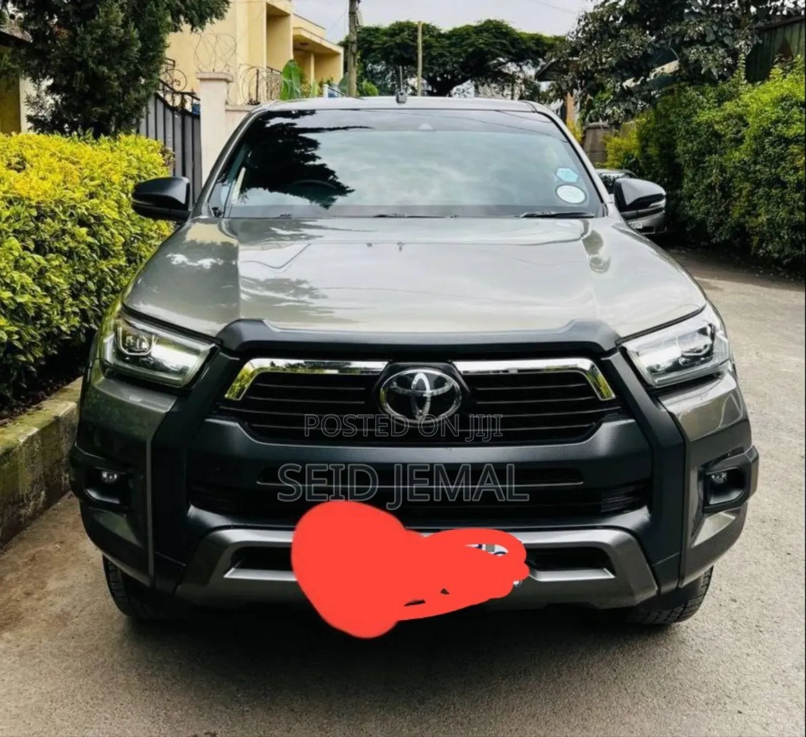Toyota Hilux 2022 Gray