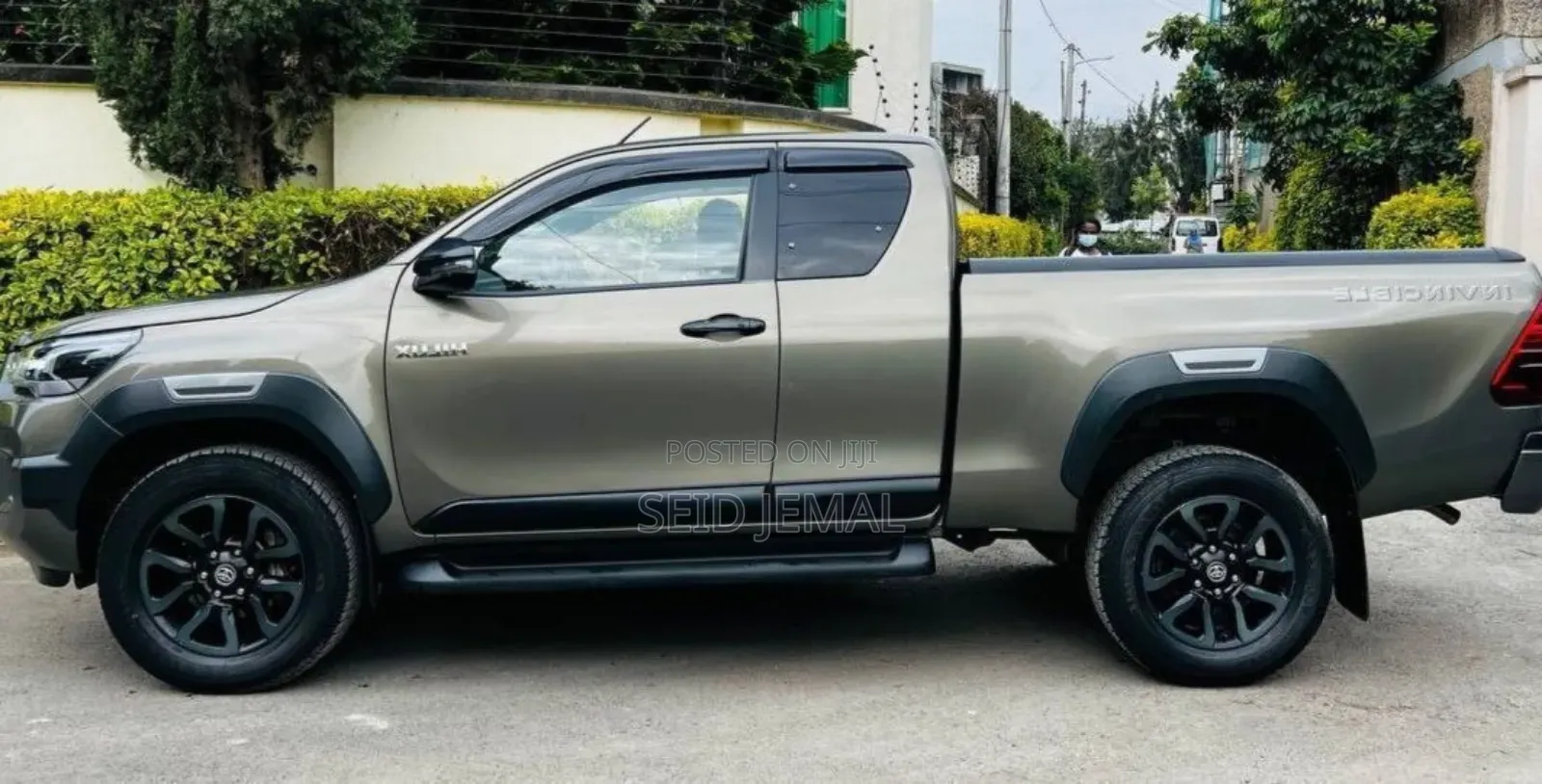Toyota Hilux 2022 Gray