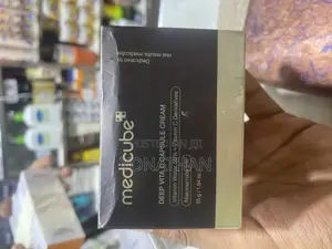 Photo - Medicube Deep Vita C Capsule Cream