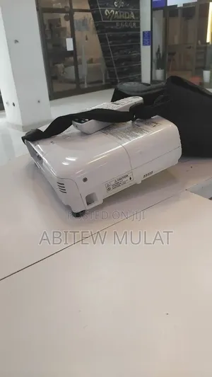 Brand New Projector Bag and Remote Model Name: Eb-X18