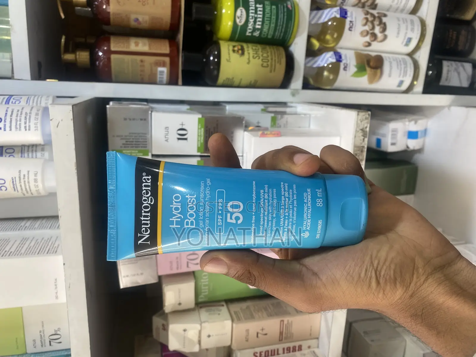 Neutrogena 50 Hydro Boost