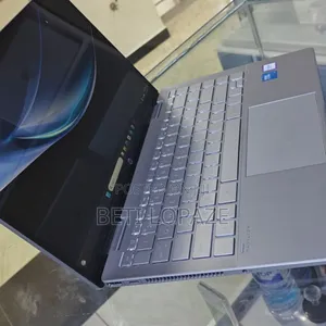 New Laptop HP Pavilion 15 16GB Intel Core I5 SSD 1T