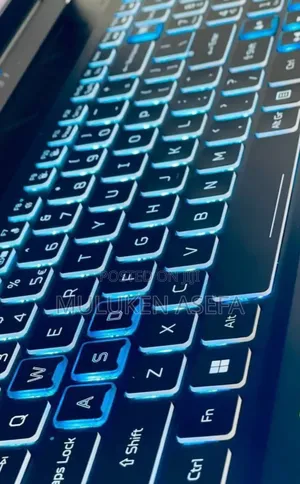 New Laptop Acer Predator Helios 300 16GB Intel Core I9 SSD 512GB