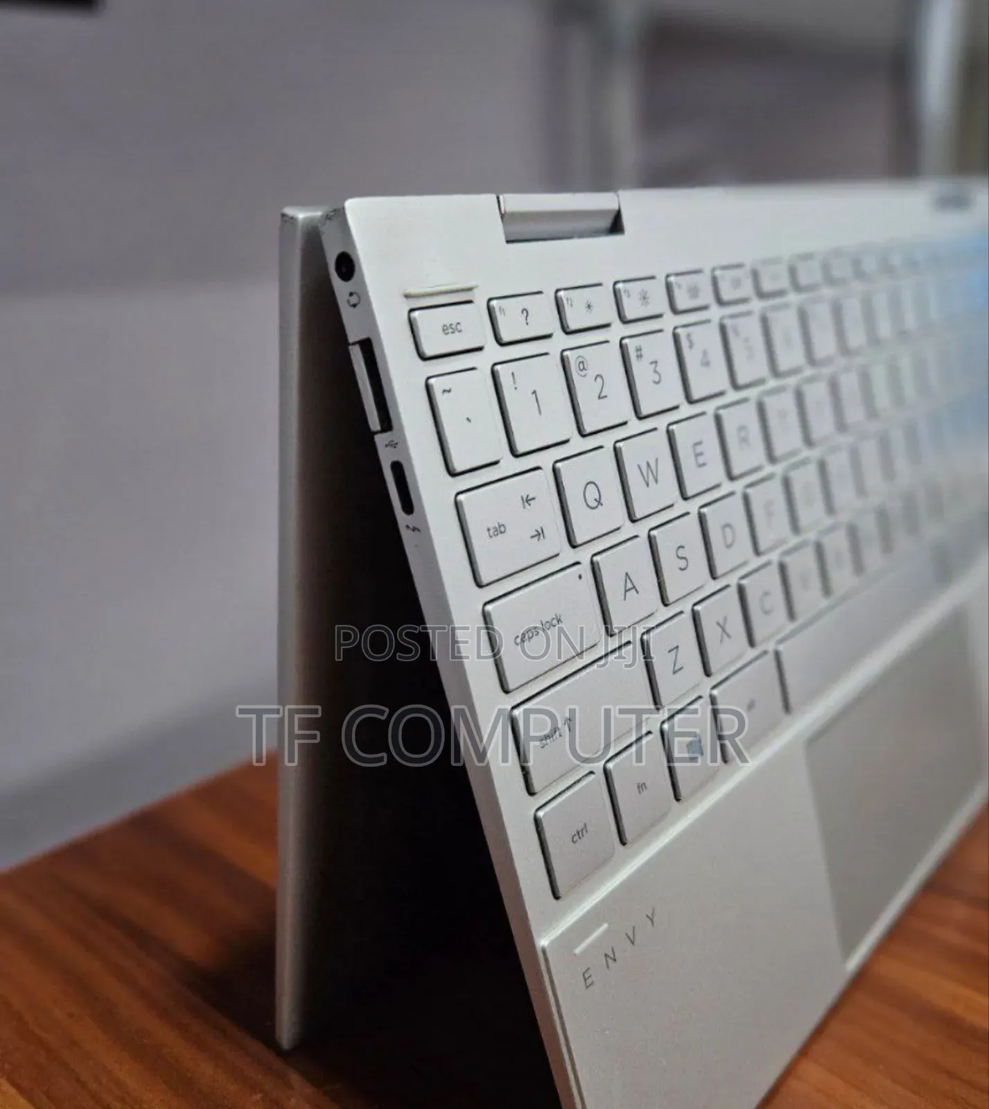 New Laptop HP Envy X360 8GB Intel Core I7 SSD 512GB