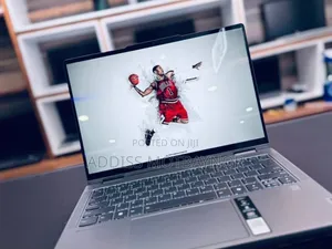 New Laptop Lenovo Yoga 7i 8GB AMD Ryzen 5 SSD 512GB