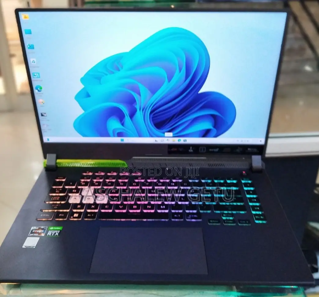 New Laptop Asus ROG Strix G15 16GB AMD Ryzen 9 SSD 512GB
