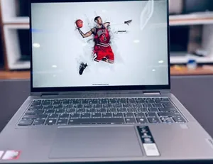 Photo - New Laptop Lenovo Yoga 7i 8GB Intel Core Ultra 5 SSD 512GB