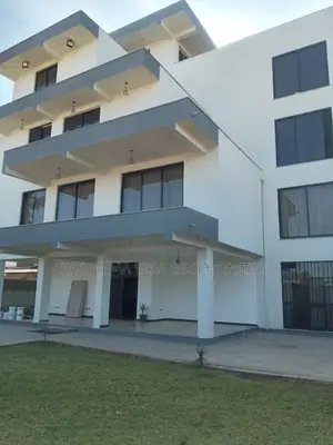 Photo - Furnished 8bdrm House in ለገጣፎ አካባቢ, Oromia-Finfinne for sale