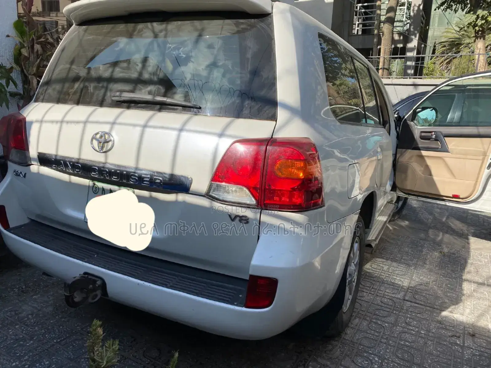 Toyota Land Cruiser 2013 Ivory